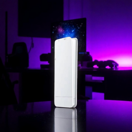 Game Stick 4K Ultra HD, console de jeu HDMI plug and play avec deux manettes sans fil, émulation multi-plateformes (PS1, PSP, N64, GBA, arcade), plus de 10 000 jeux rétro intégrés, compatible TV 4K, box Android et projecteurs. Design compact, installation rapide et expérience gaming fluide. Level one 